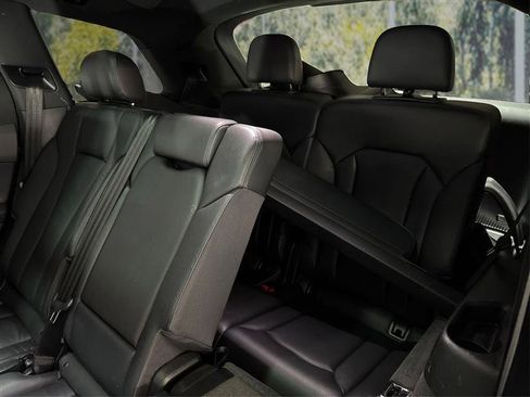 Used 2017 Audi Q7 2.0T Premium Plus w/ Premium Plus Package image 30