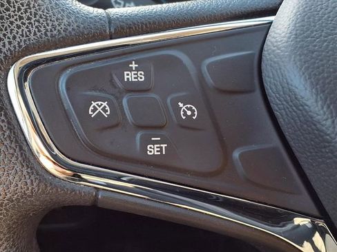 Used 2016 Chevrolet Cruze LT image 21