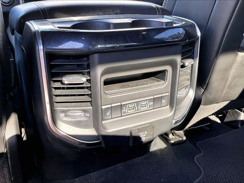 Used 2019 RAM 1500 Laramie image 31