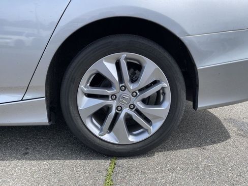 Used 2020 Honda Accord LX image 23