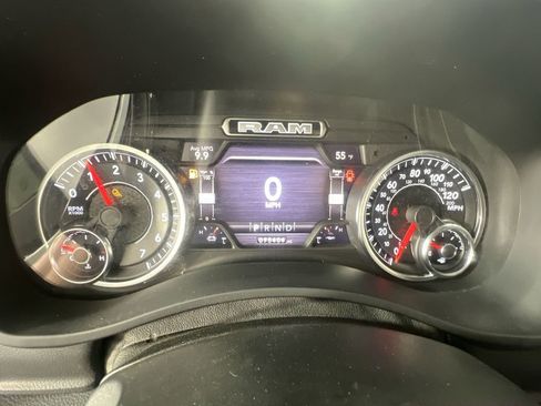 Used 2020 RAM 2500 Laramie AWD/4WD image 12