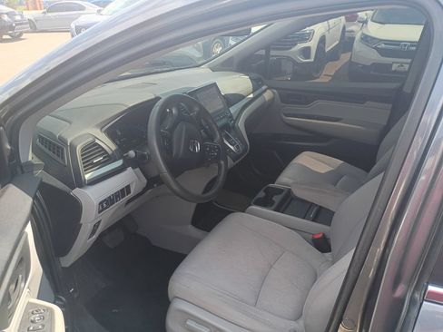 Used 2019 Honda Odyssey EX image 9
