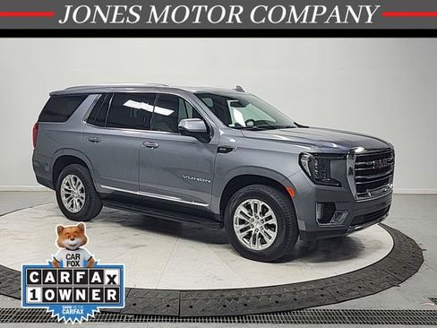 Used 2021 GMC Yukon SLT w/ SLT Premium Package image 1