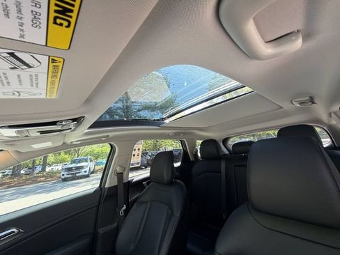Used 2025 Kia Sportage EX w/ Premium Package FWD image 22