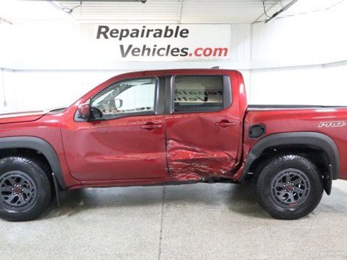 Used 2025 Nissan Frontier PRO-4X w/ Pro Premium Package image 1