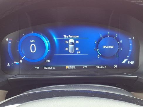 Certified 2022 Ford Escape Titanium w/ Class II Trailer Tow Package image 27