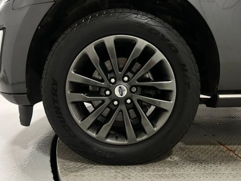 Used 2021 Ford Expedition Limited AWD/4WD image 41