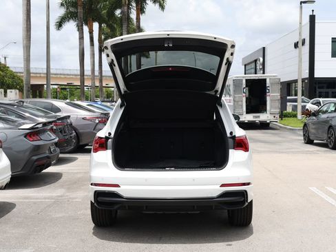Used 2021 Audi Q3 2.0T Premium w/ Convenience Package AWD/4WD image 7