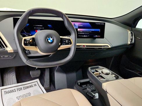 Used 2026 BMW iX xDrive45 w/ Premium Package AWD/4WD image 12