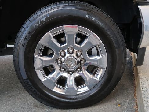 Used 2017 Ford F250 Lariat w/ Lariat Ultimate Package image 43