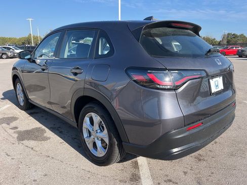 Used 2025 Honda HR-V LX image 6