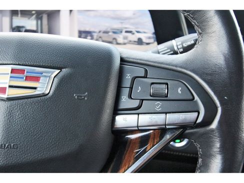 Certified 2023 Cadillac Escalade ESV Premium Luxury image 17
