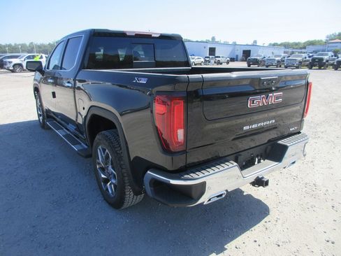 New 2026 GMC Sierra 1500 SLT w/ SLT Premium Plus Package AWD/4WD image 9