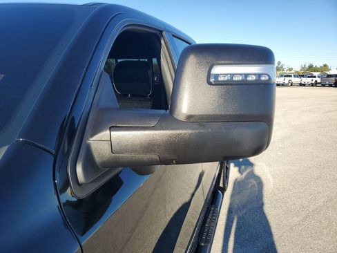 Used 2025 RAM 1500 Laramie w/ Night Edition image 21