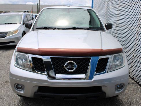 Used 2018 Nissan Frontier SV w/ Value Truck Package RWD image 4