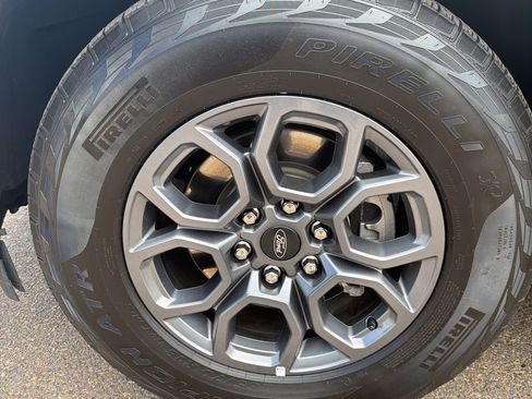 Used 2025 Ford Expedition Max Active RWD image 12