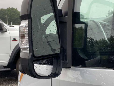 Used 2025 RAM ProMaster 3500 w/ Quick Order Package 22H SLT+ FWD image 32