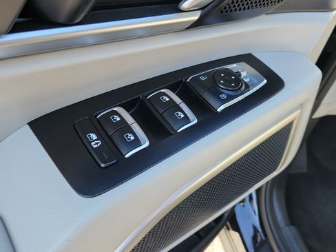 Used 2021 Kia Telluride S AWD/4WD image 20