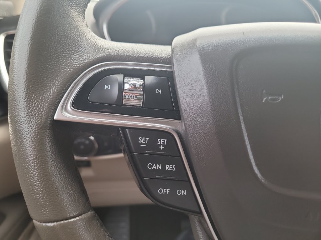Used 2020 Lincoln Nautilus FWD image 28