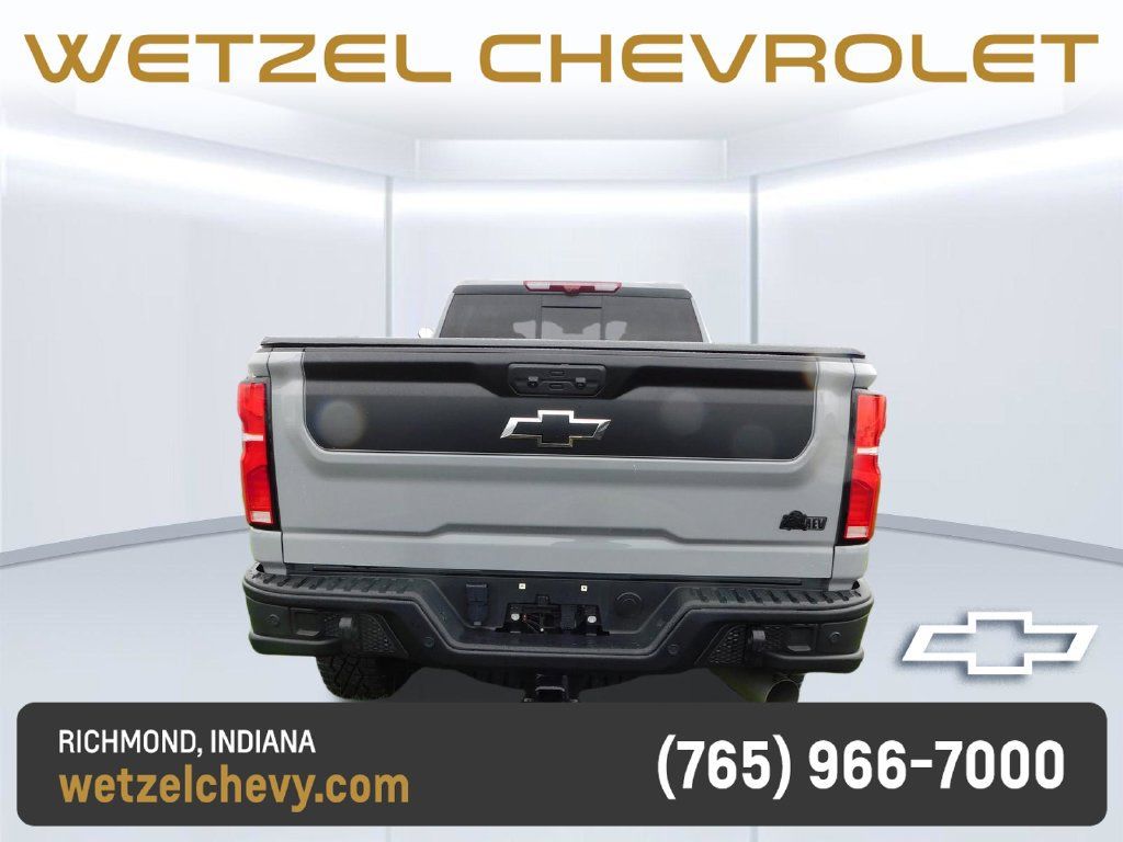 Used 2025 Chevrolet Silverado 2500 ZR2 w/ ZR2 Bison Edition AWD/4WD image 4