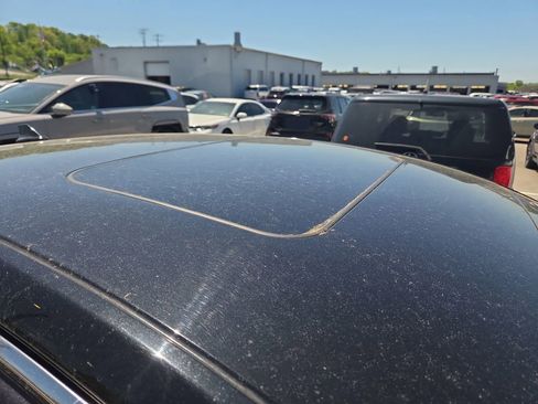 Used 2019 Ford Fusion Titanium FWD image 2