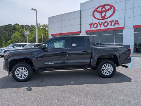 New 2026 Toyota Tacoma SR image 2
