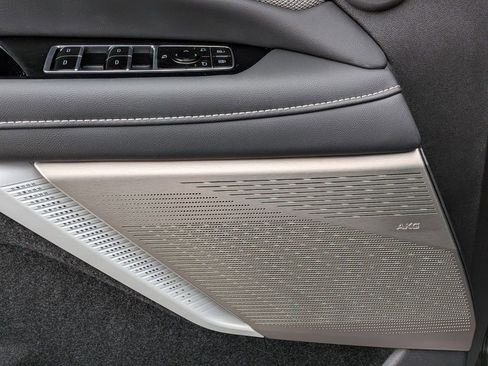 New 2026 Cadillac Optiq Luxury 1 image 12