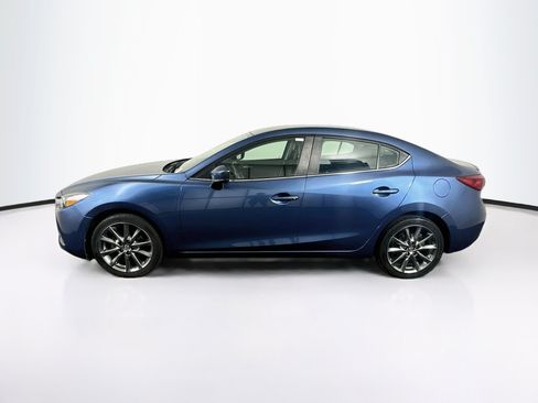 Used 2018 MAZDA MAZDA3 Touring FWD image 4
