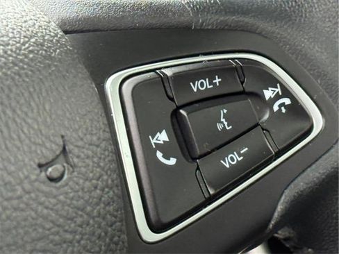 Used 2020 Ford EcoSport SE w/ SE Convenience Package image 19