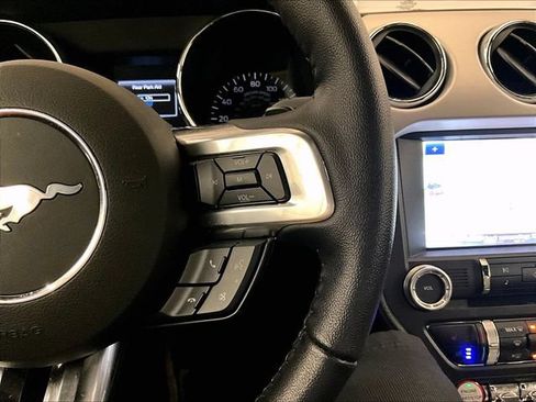 Used 2017 Ford Mustang GT Premium RWD image 18