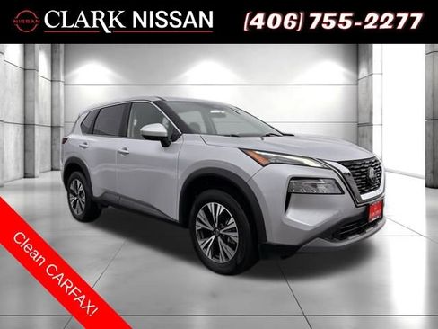 Used 2023 Nissan Rogue SV image 1