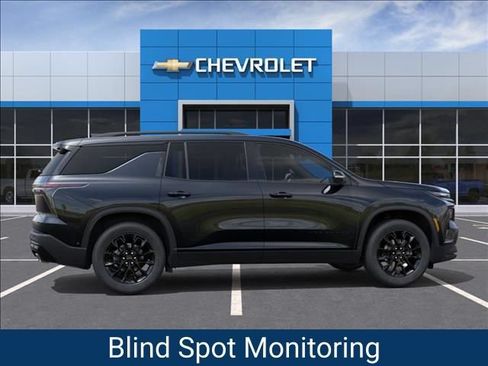 New 2026 Chevrolet Traverse LT w/ Midnight/Sport Edition FWD image 5