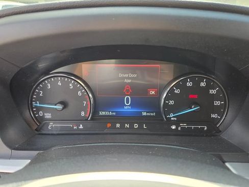 Used 2022 Ford Explorer XLT w/ Equipment Group 202A AWD/4WD image 22