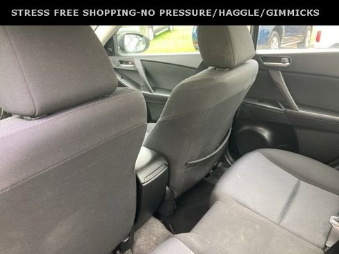 Used 2010 MAZDA MAZDA3 i Touring image 28