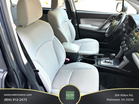 Used 2014 Subaru Forester 2.5i AWD/4WD image 11