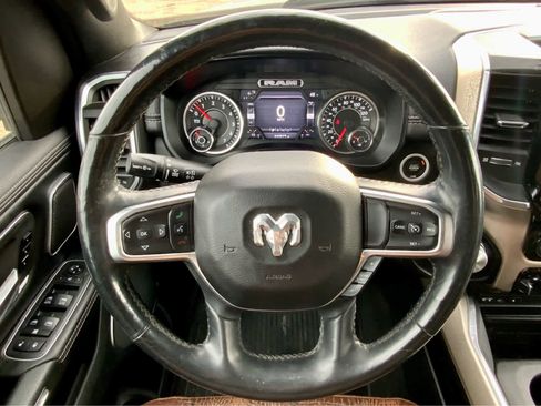 Used 2019 RAM 1500 Laramie image 40