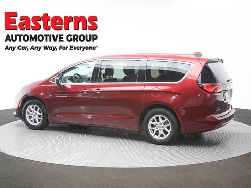 Used 2023 Chrysler Voyager LX FWD image 58