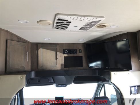 Used 2019 Mercedes-Benz Sprinter 170 image 17