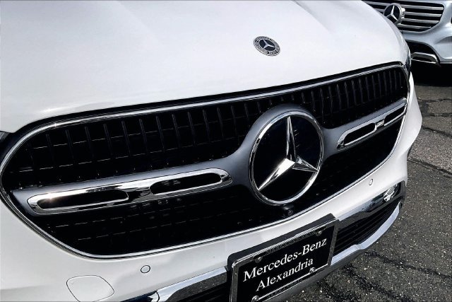 Used 2026 Mercedes-Benz GLC 300 4MATIC image 27