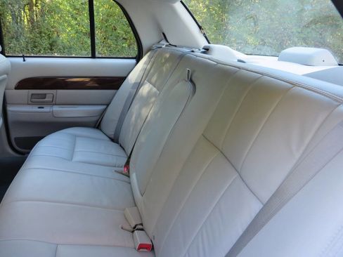 Used 2003 Mercury Grand Marquis LS image 12