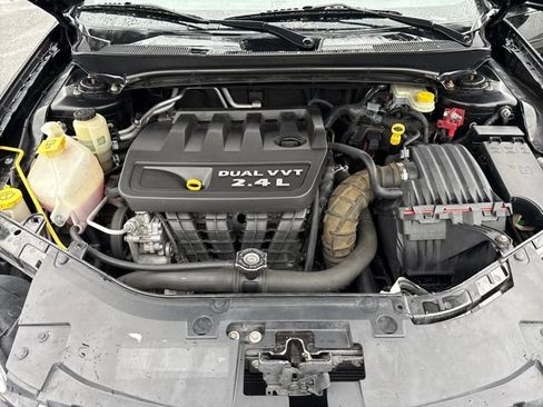 Used 2013 Chrysler 200 LX image 26