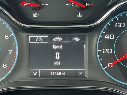 Used 2017 Chevrolet Cruze LT image 20