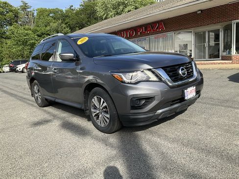 Used 2019 Nissan Pathfinder S AWD/4WD image 3