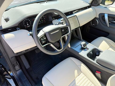 New 2025 Land Rover Discovery Sport S image 26