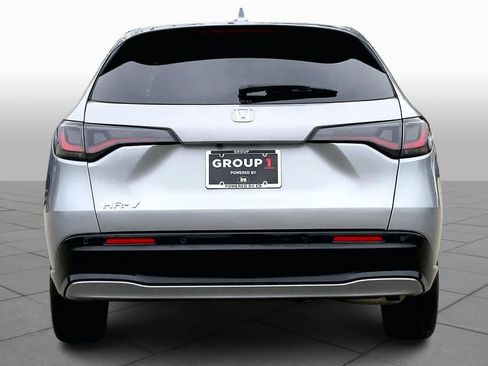 Used 2024 Honda HR-V EX-L image 4