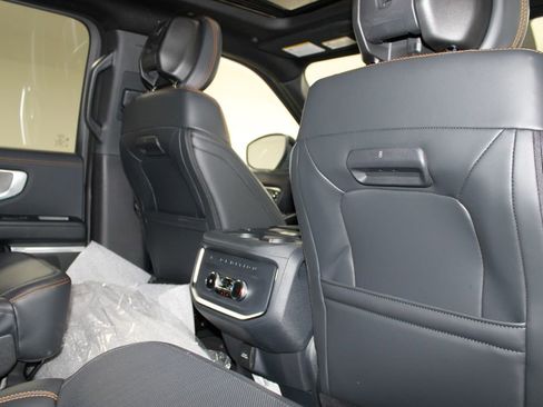 New 2026 Ford Expedition Tremor AWD/4WD image 38