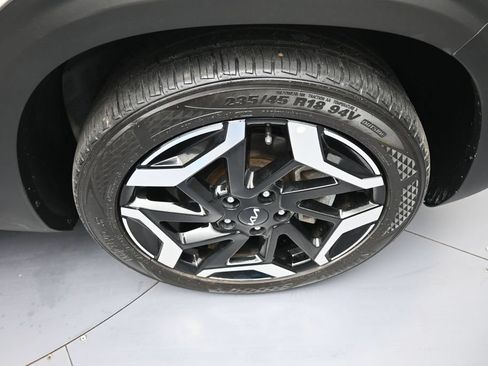Certified 2024 Kia Seltos SX w/ SX Sunroof Package AWD/4WD image 13