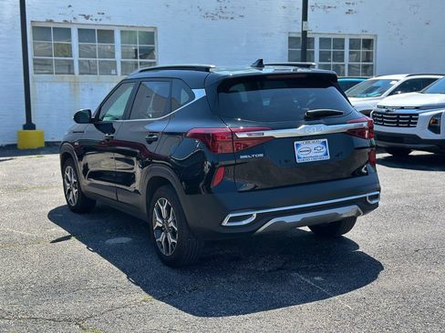 Used 2023 Kia Seltos EX AWD/4WD image 4