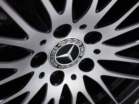 Certified 2023 Mercedes-Benz C 300 4MATIC Sedan image 8