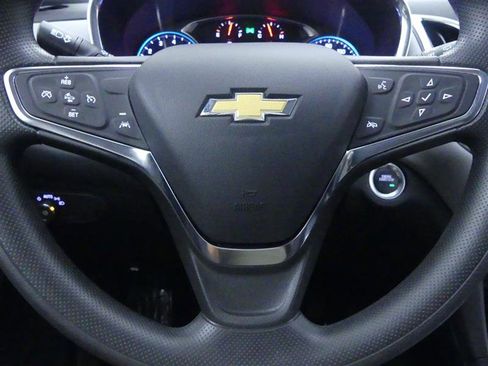 Used 2023 Chevrolet Equinox LT image 15